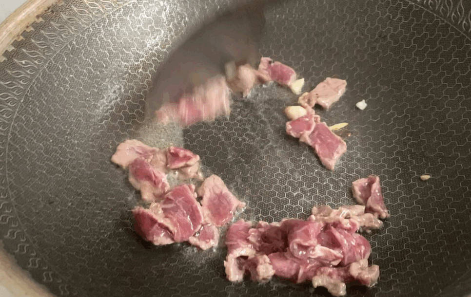 吃什么东西可以增肌肉 f40aefd1421a4bf3b4bc9b01103dd4d5.jpeg