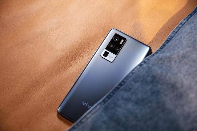 定档7月22日!首部由vivo x50 pro 拍摄的电影即将来袭