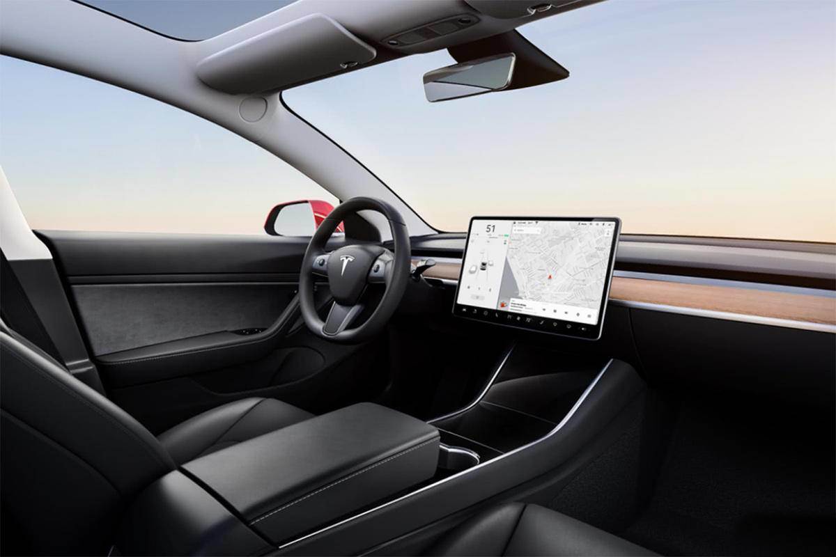 比亚迪汉|比亚迪汉和小鹏P7，谁才是特斯拉的“备胎”？