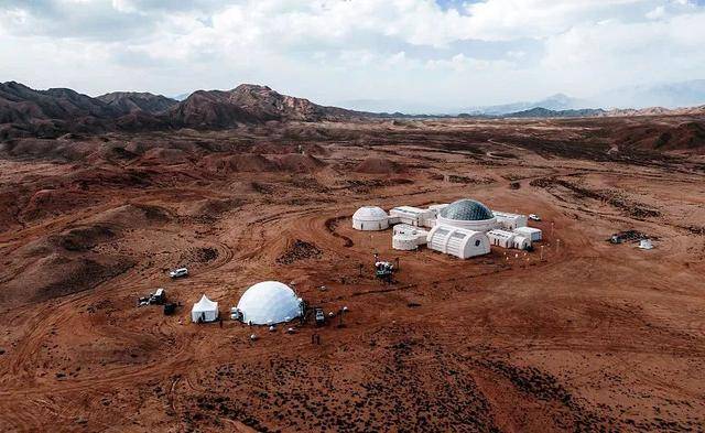 火星探测任务临近!网友脑洞大开:种地,建房,采矿…都安排上_建设