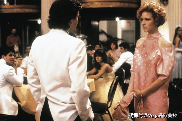 电影|欧美电影里最惊艳的裙子，妮可·基德曼颜值身材无可挑剔！