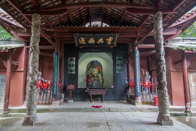 阆中|桃园结义三兄弟 身首异处在阆中 你道是谁？