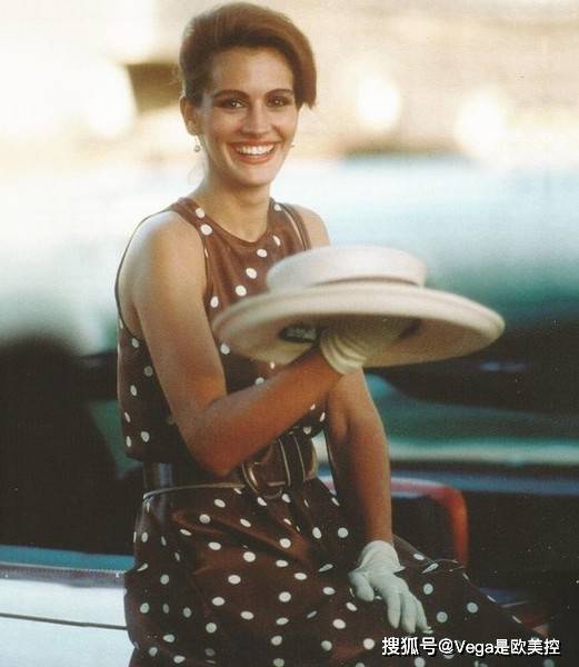 电影|欧美电影里最惊艳的裙子，妮可·基德曼颜值身材无可挑剔！