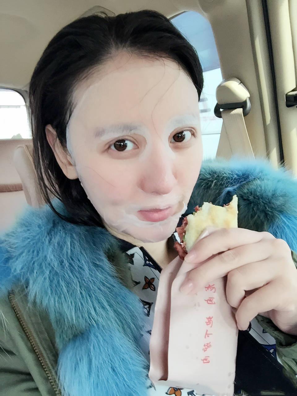 黄圣依|张萌的皮肤有多白？《浪姐》中一骑绝尘，跟黄圣依同框对比更明显