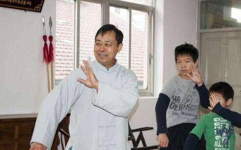 喷子|原创武僧一龙是假货？著名作家：他比马保国真实，喷子的嘴都很硬