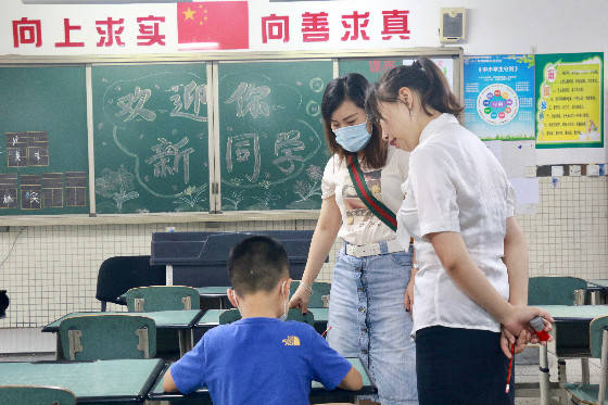 消息资讯|北大成都附属实验学校开展“环游校园 梦想起航”新生家长进校园活动