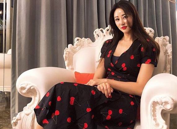 120斤健身女神,对女性塑形有独特见解,鼓励女生多练肌肉!
