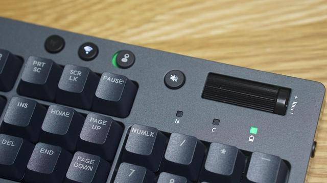 真香|TT G521飞行家三模机械键盘：399，真香？