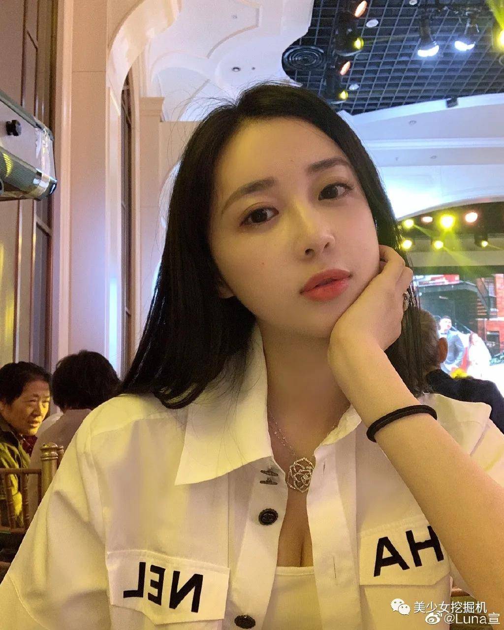 cp|原创潘玮柏老婆也太像秦牛正威了吧…