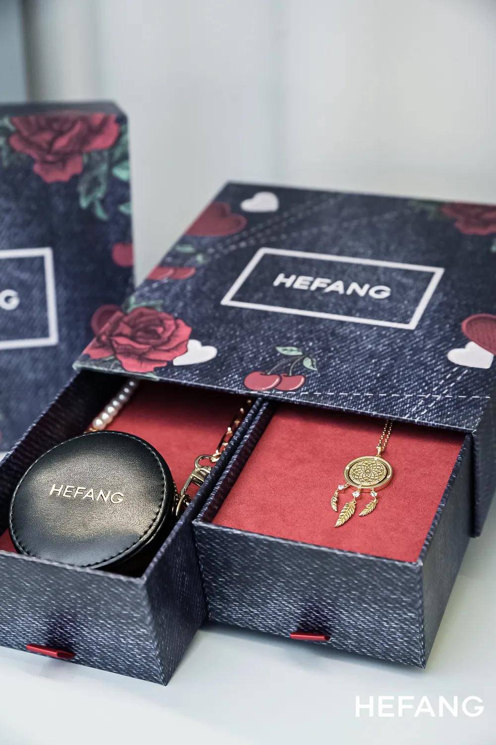 成都|大事件 | HEFANG西南首店，闪耀登陆成都IFS