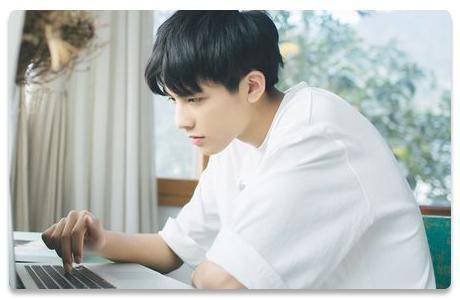 男友对女友冷淡了 07ab4b5bb64e4f74ab5610993da22f95.jpeg