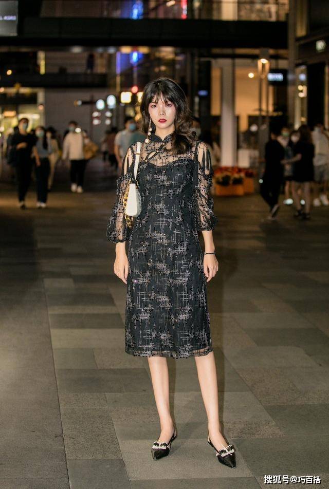 款式|兜兜转转还得是它们，要想场面撑得住，就不能错过有设计感的衣服