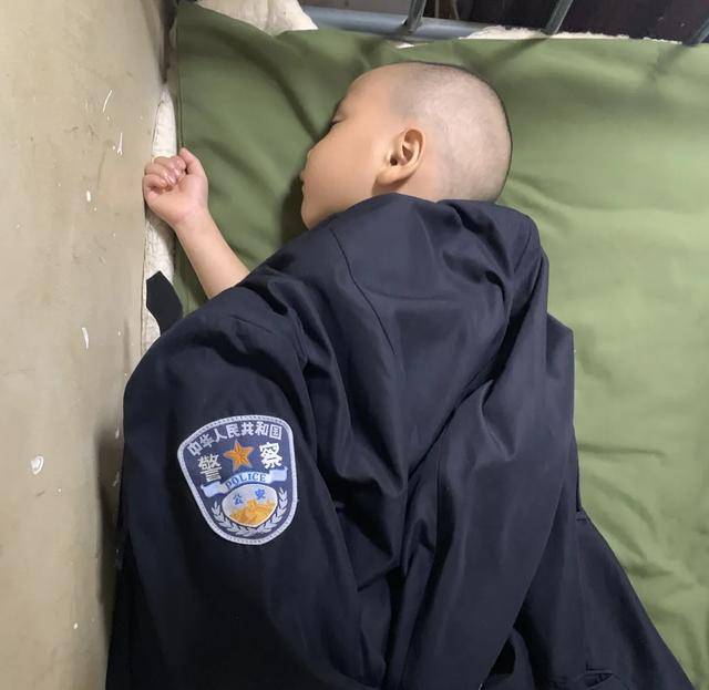 心真大！父亲刷朋友圈才知道孩子丢了！