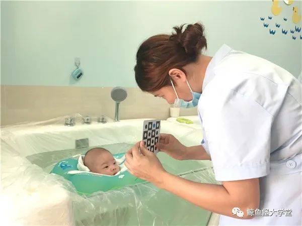 湛江|新店开业 | 鲸鱼堡广东湛江早教式婴游店盛大开业