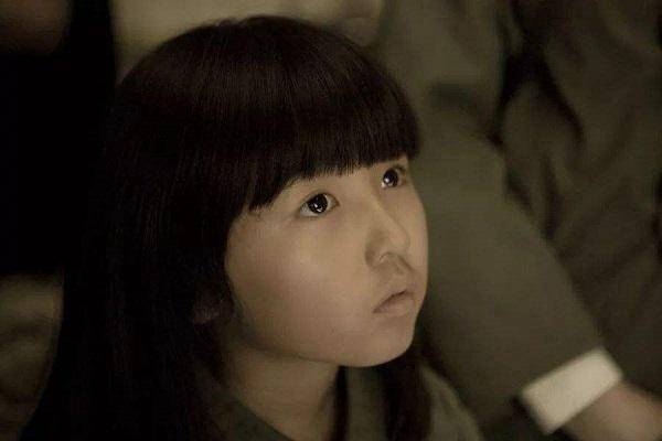 张子枫到底多优秀?冯小刚直言,她是天才!