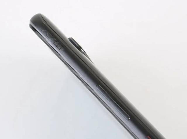 ROG��Ϸ�ֻ�3ӭ���װ�ϵͳ����:��ǰ�Ż����˾�ϲ