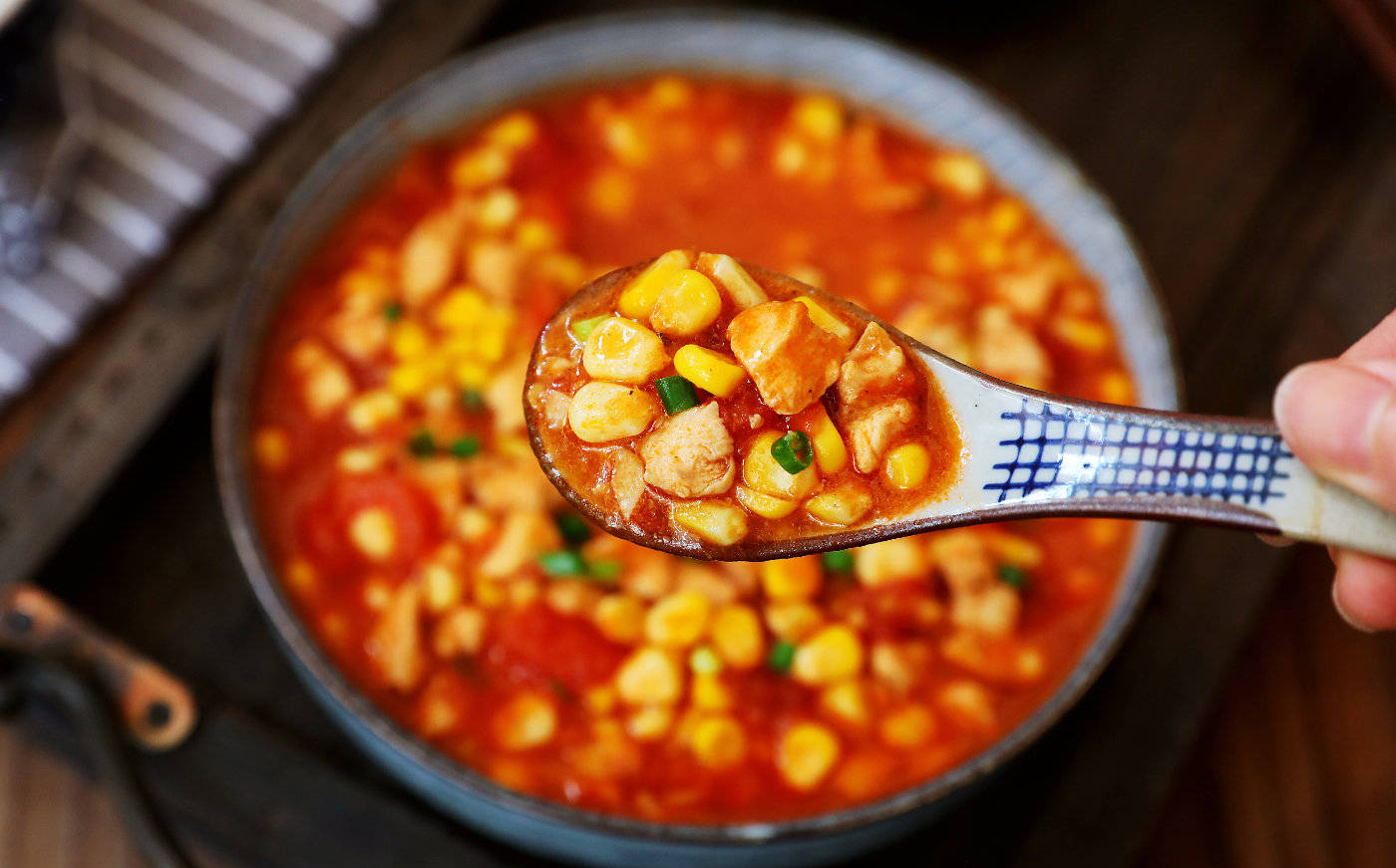 鲜肉|汤鲜肉嫩,酸甜开胃,上桌就被夸,最适合夏天有菜有肉一锅出