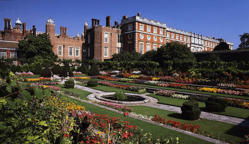 包机|“英国包机联盟”再加9所高校！另附包机学校周边疫情最新进展