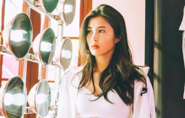 身材|最美国足女神，坐拥1.88米完美身材，退出国家队之后有望成为名模