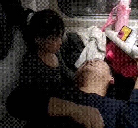 适合睡觉的视频 51d336120c44440592fcf32e3c620562.jpeg