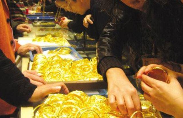 实体店购买的黄金首饰可以退吗