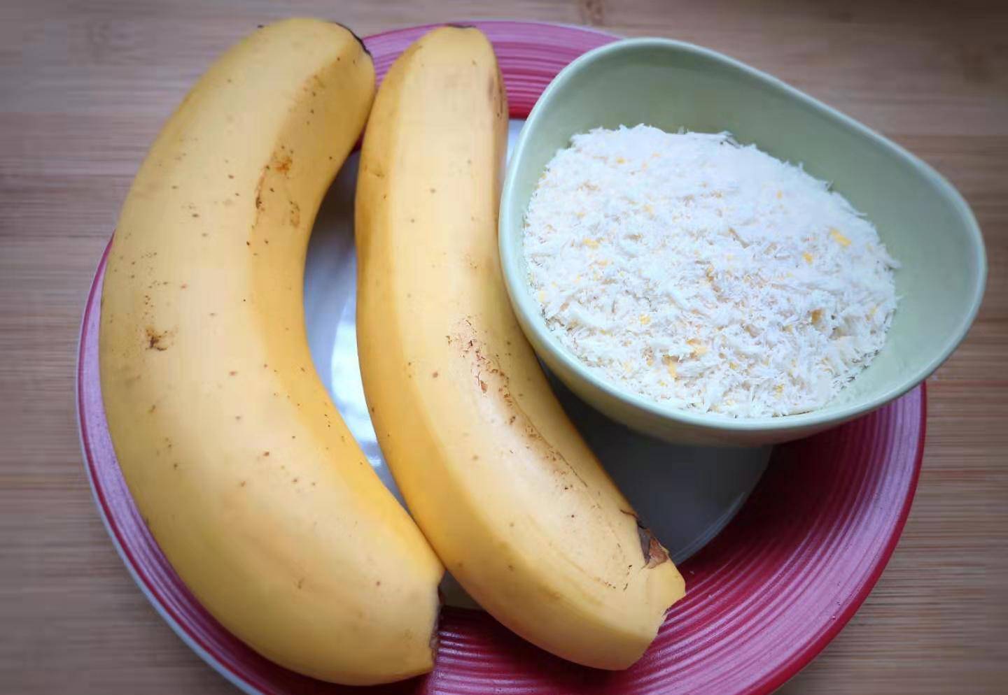 香蕉牛奶能做甜品吗 85b63449cbd34286b70f812f98c2facc.jpeg