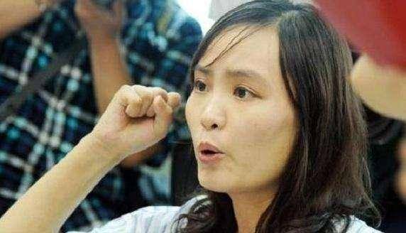 双腿|最美教师为救学生失去双腿，主动和丈夫提离婚，如今她怎么样了