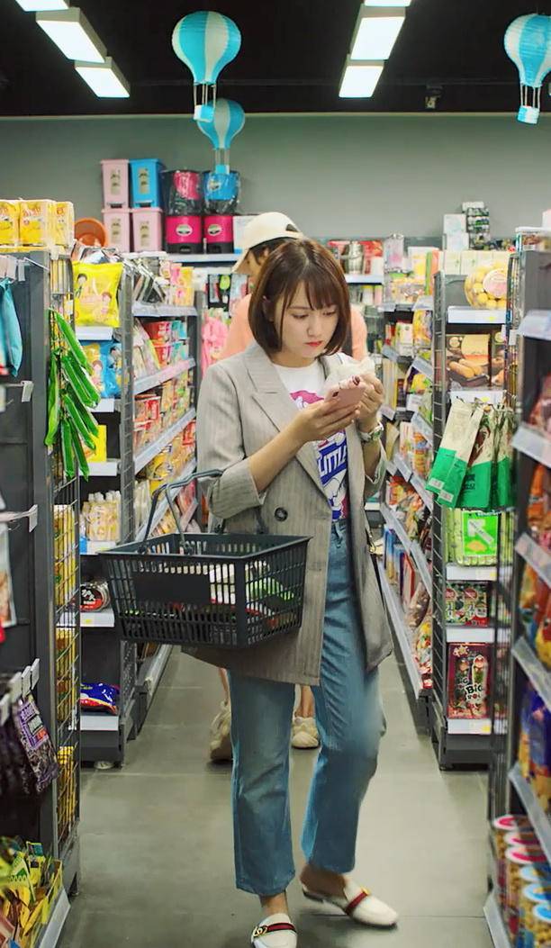 陈品亨:原创段家宝的穿搭秘诀,解决微胖女生穿衣烦恼!_米娜时尚网
