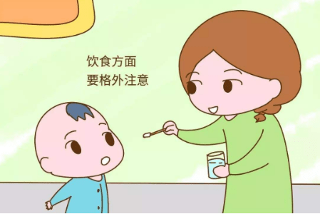 身体|说明孩子积食了，快试试3大方法！身体出现5个异常