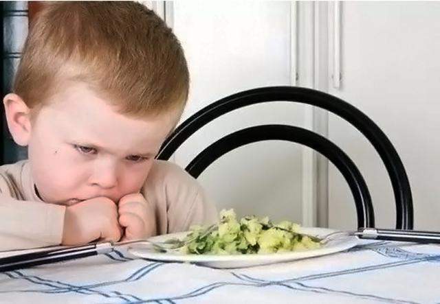 孩子|四个解决办法进来学孩子是积食还是缺锌？五个表现一目了然