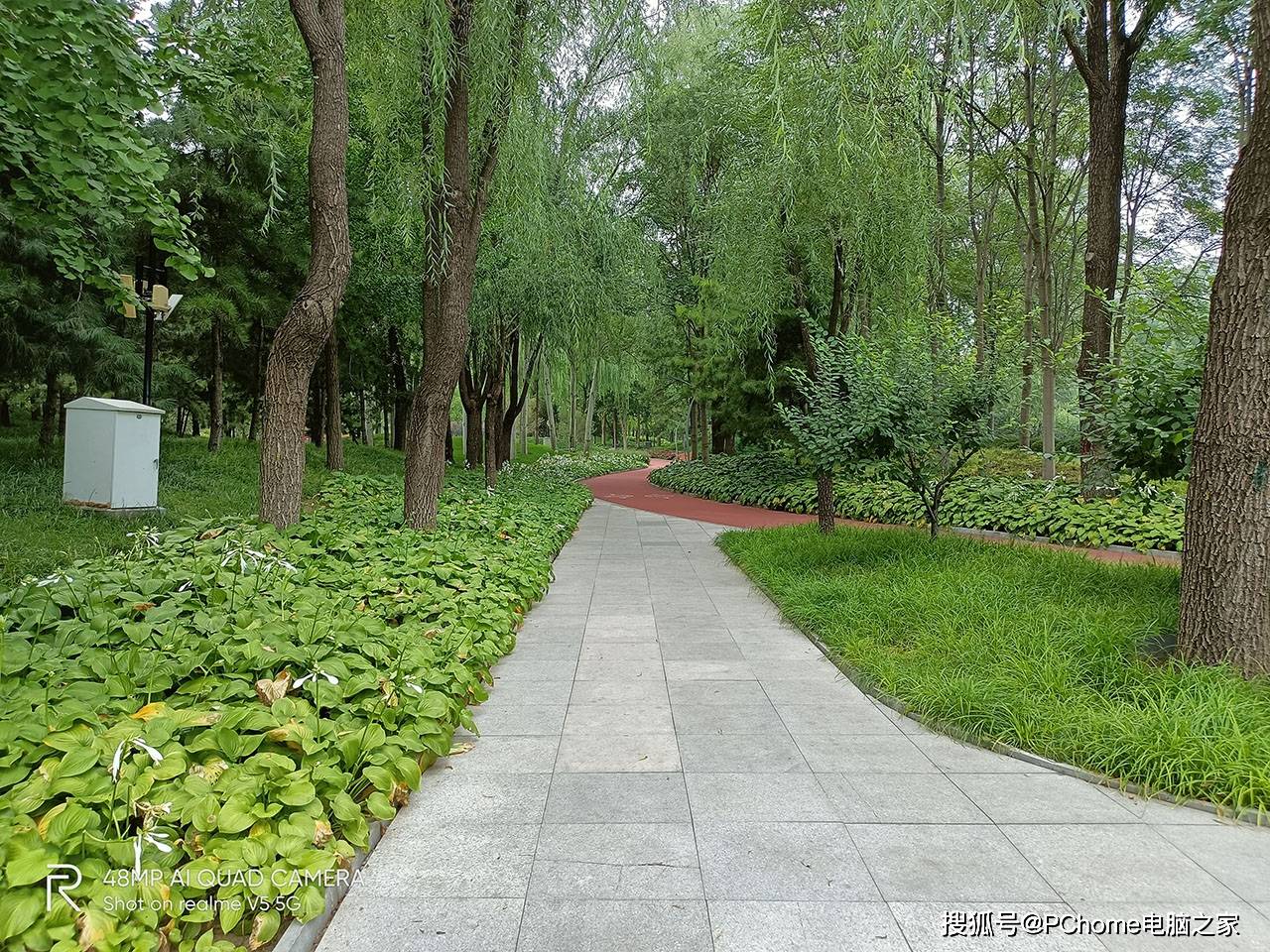 realme|realme真我V5评测 续航表现惊人1399起价真香