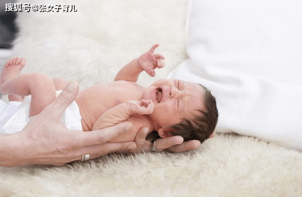 宝宝|是否就不能母乳喂养了呢？还真不一定的宝宝得了母乳性黄疸