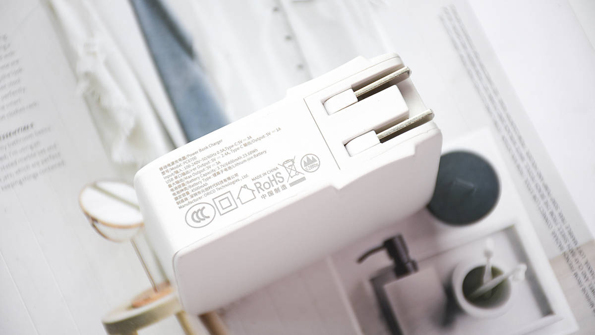 闪充手机充电器充电宝推荐 26947cbaa6234a4b85aef9d288e36b53.jpeg