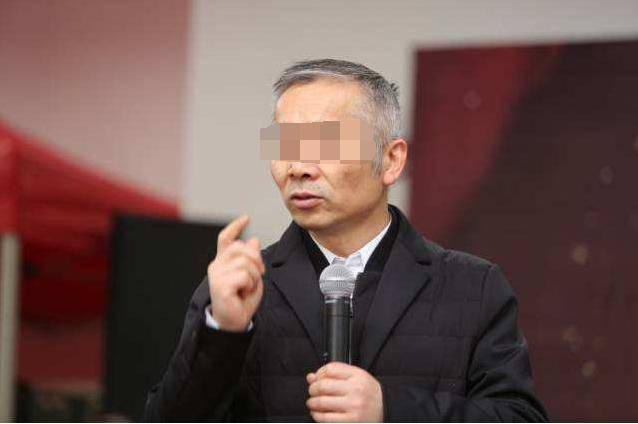 清华大学经管院教授骚扰女校友,言语露骨,被女校友举报