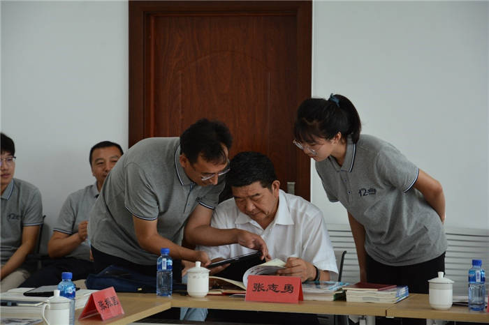 教育|北京师范大学中国教育政策研究院执行院长张志勇一行莅临十二学调研指导