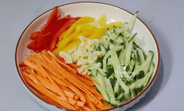 万能凉拌菜调料用途 b14dc984377245bb922e7b71053ea8f3.png