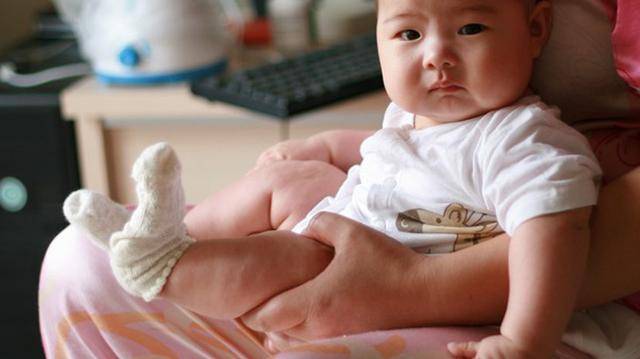 宝宝|这个时间最好!只需简单4步!家长要知晓训练宝宝大小便