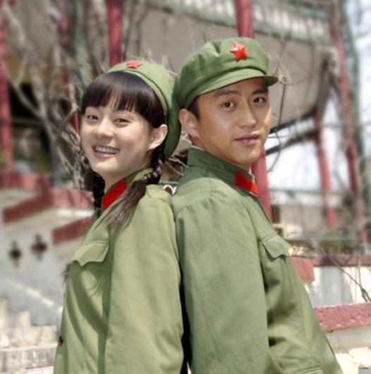 张译和孙俪演"夫妻"时,邓超总是抱着儿子来探班,实在太尴尬