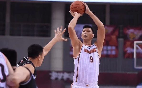原创禁赛广东队欲哭无泪易建联也无奈了