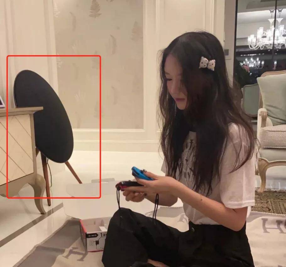 I'am|上海15岁富二代背景神秘不可说，王菲女儿都不敢抢她风头？