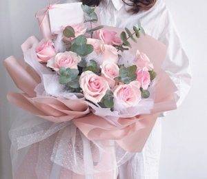 礼物送什么比较好女生 aa67c9027a394438b31a4111e2504449.jpeg