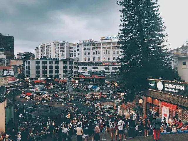 零售|苏宁易购零售云，跑上新赛道？