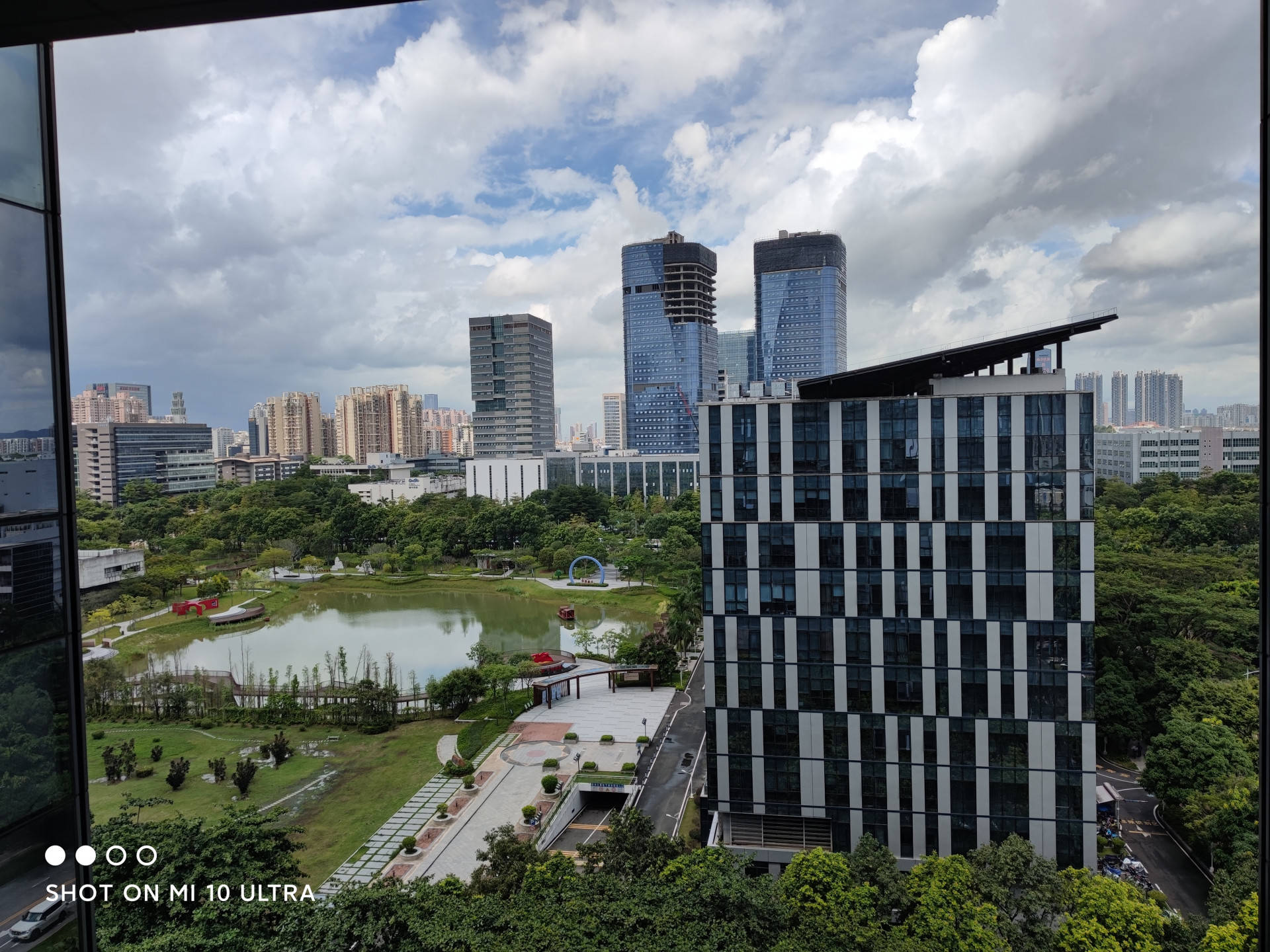 小米|年度水桶旗舰？小米10至尊纪念版上手体验