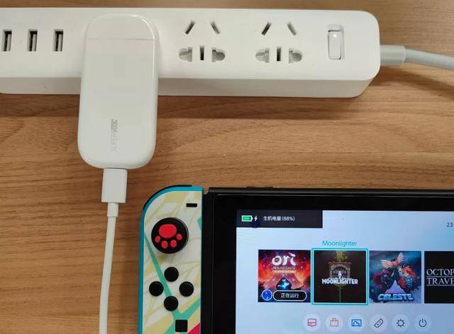 充电|OPPO还没发售的饼干充电头，能做到50W快充吗？