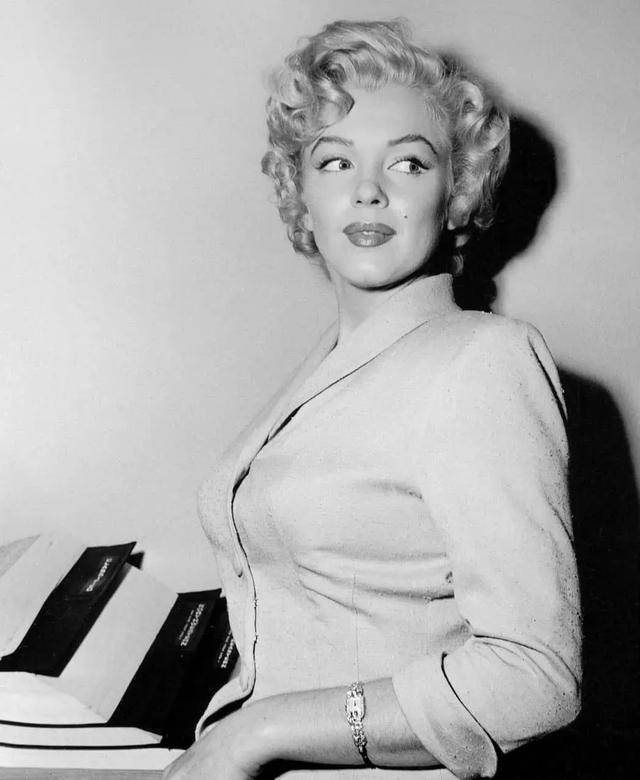 大腕儿|「大腕儿汇」德系、硬汉与美女