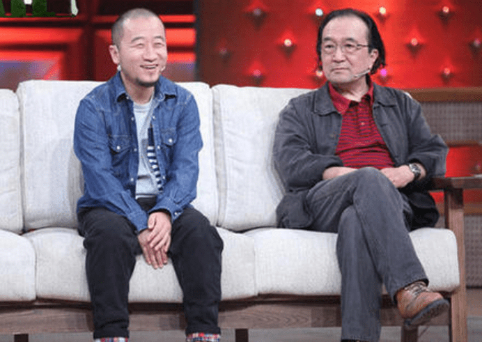 原创70多岁的李保田,把身高1米6的儿子培养成才,美女儿媳比儿子小16岁