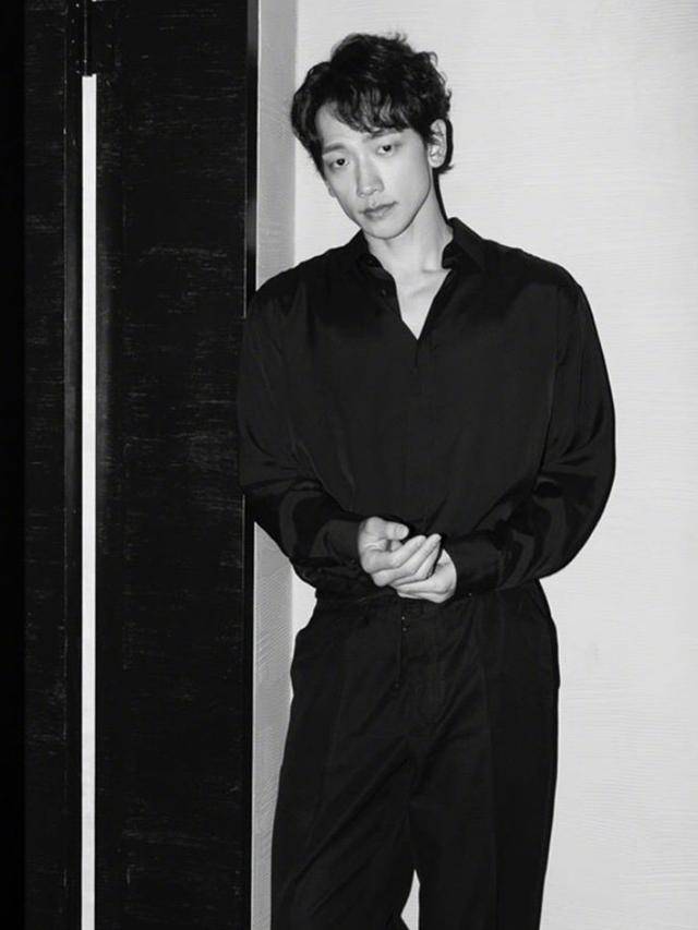 八块腹肌照片只显腹肌 7da4c19cbbd1499dac327add0c5878a5.jpeg