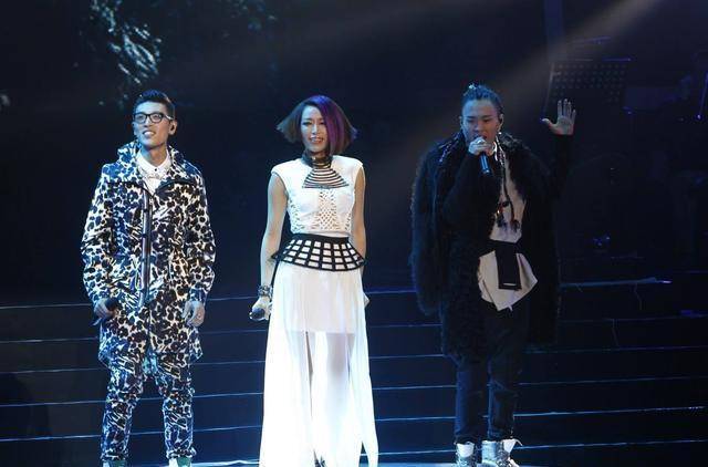 三十而已演唱 a20e3c5ffa6c4aad9843c35713a3e4b4.jpeg