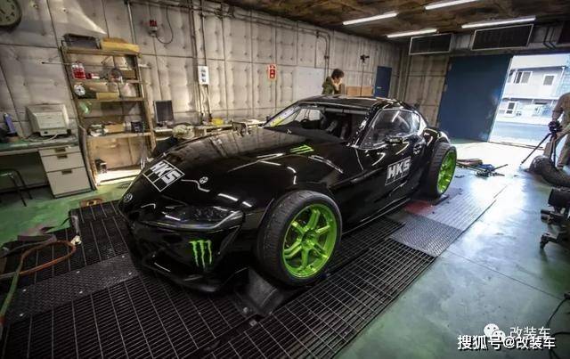 保罗沃克纪念版外观涂装——丰田supra