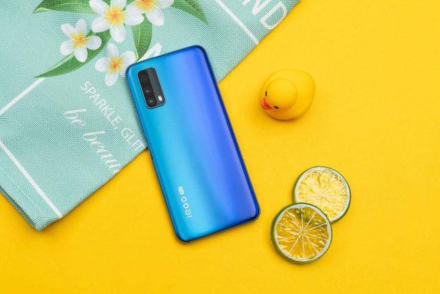 电量|畅享120Hz竞速屏！iQOO Z1x带来极速流畅画面，还有超大电池